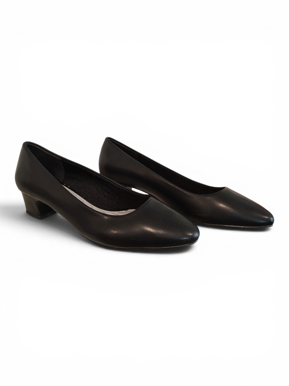 Easy Street Classic Black Low Heel Pumps